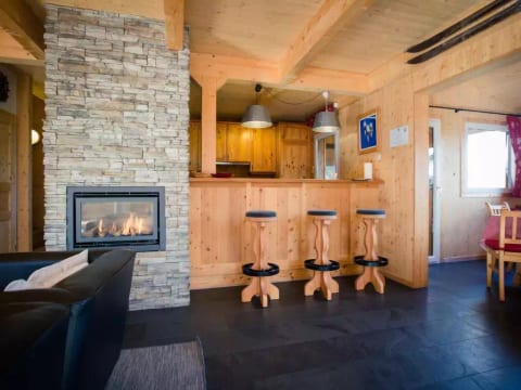 # 8 mit IR-Sauna&Sprudelwanne
