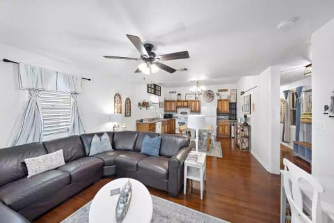 Cabin by the Sea **VACATION GETAWAY**