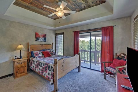 Birds Eye Cabin: Sunset & Starry Retreat