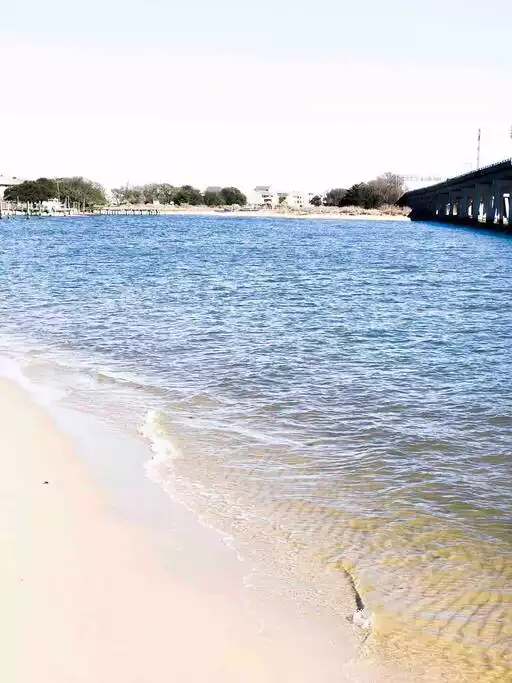 Beach at Captains Quarters - Private Home/Beach/Wi-Fi/Grill/ Bunk-room/ Parking - Norfolk