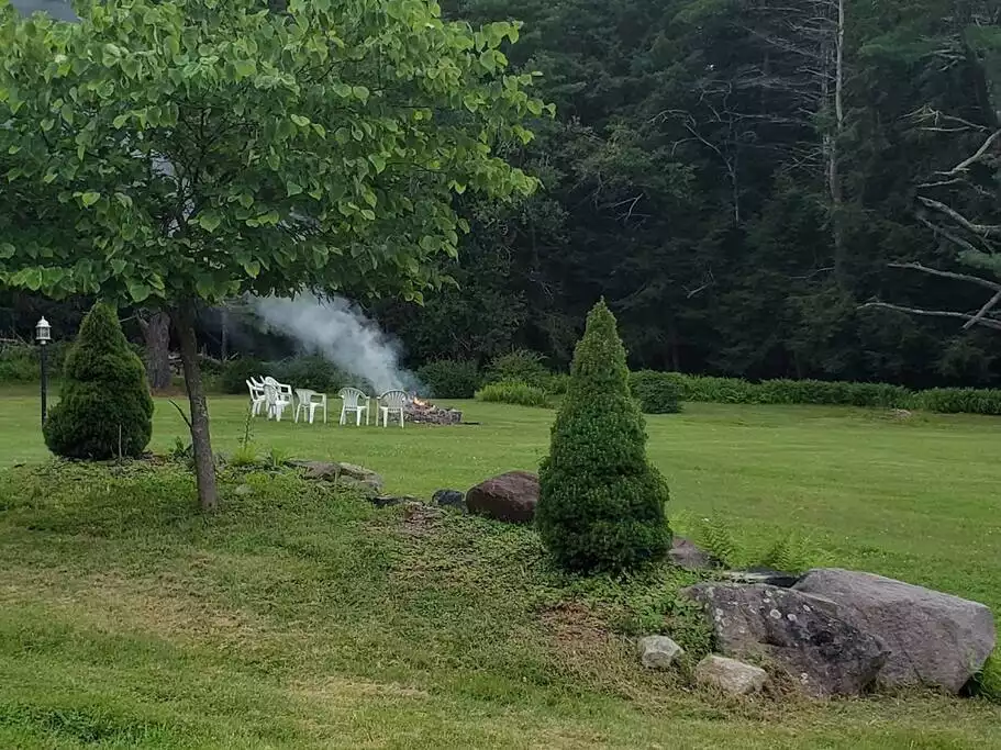 The Catskills Vacation Estate -mansion + 15 acres - Monticello