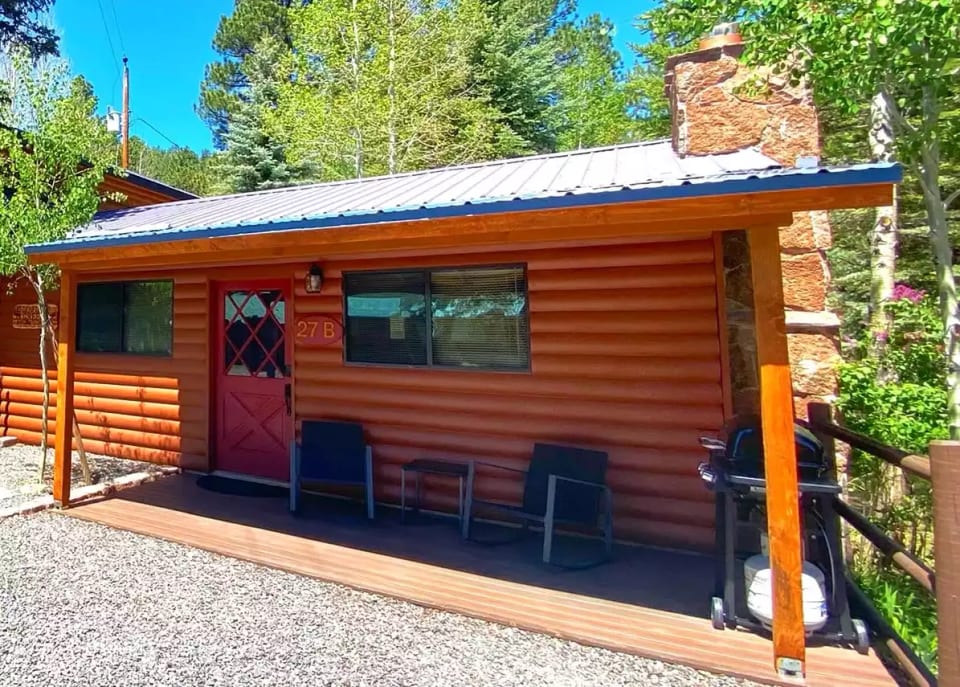 Greer River's Edge Cottage - Greer