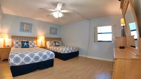 Sea Club Condo #304