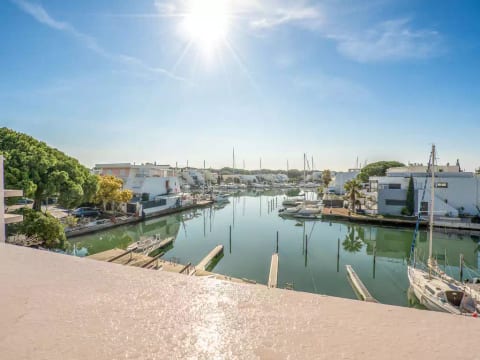 Les Marinas d'Ulysse IV