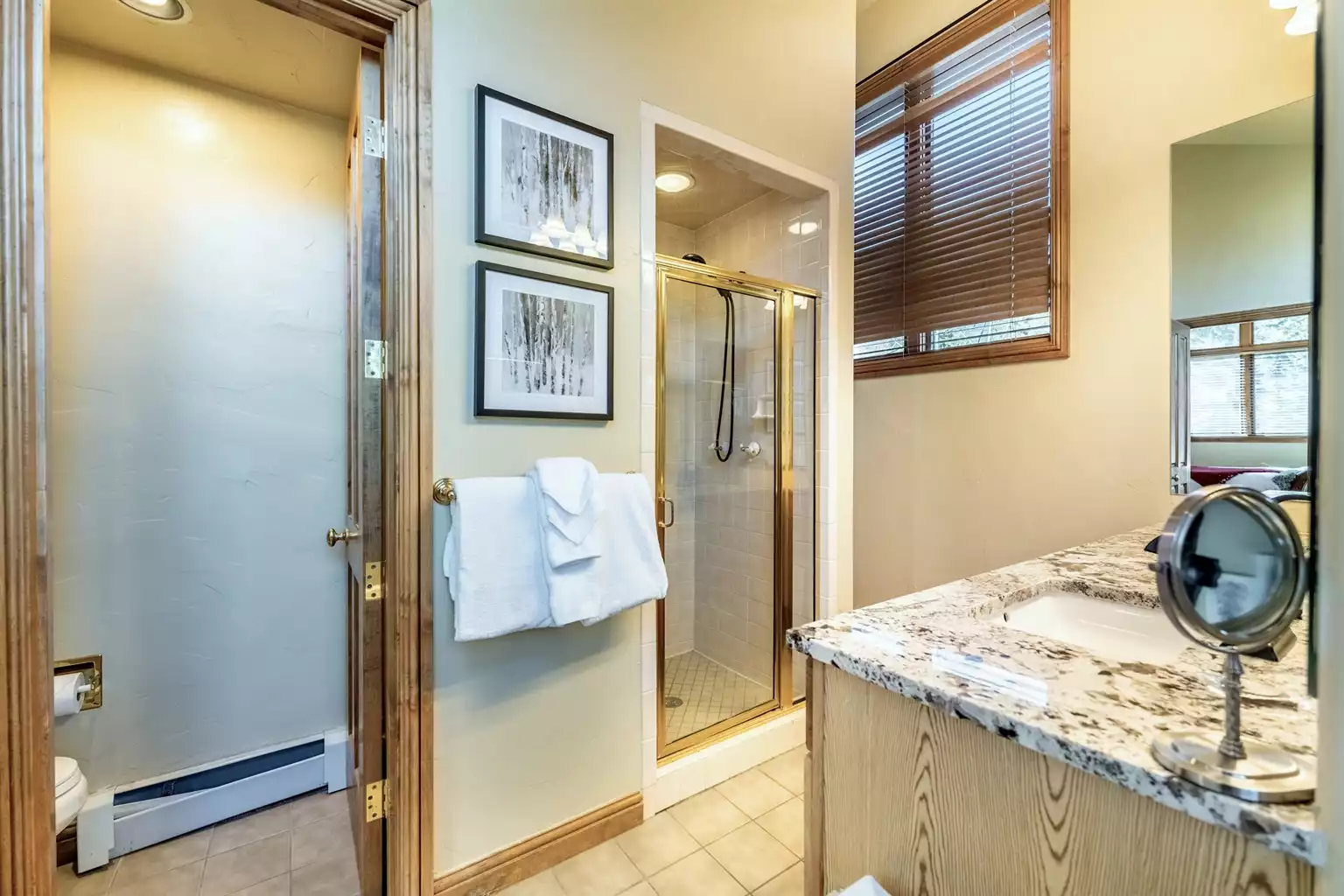 Master Bath en suite