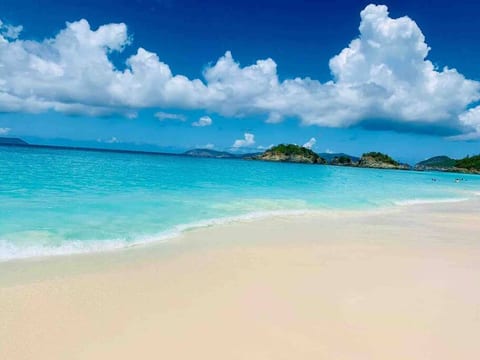 Come snorkel at Trunk bay, voted worlds #1 beach in travel magazine