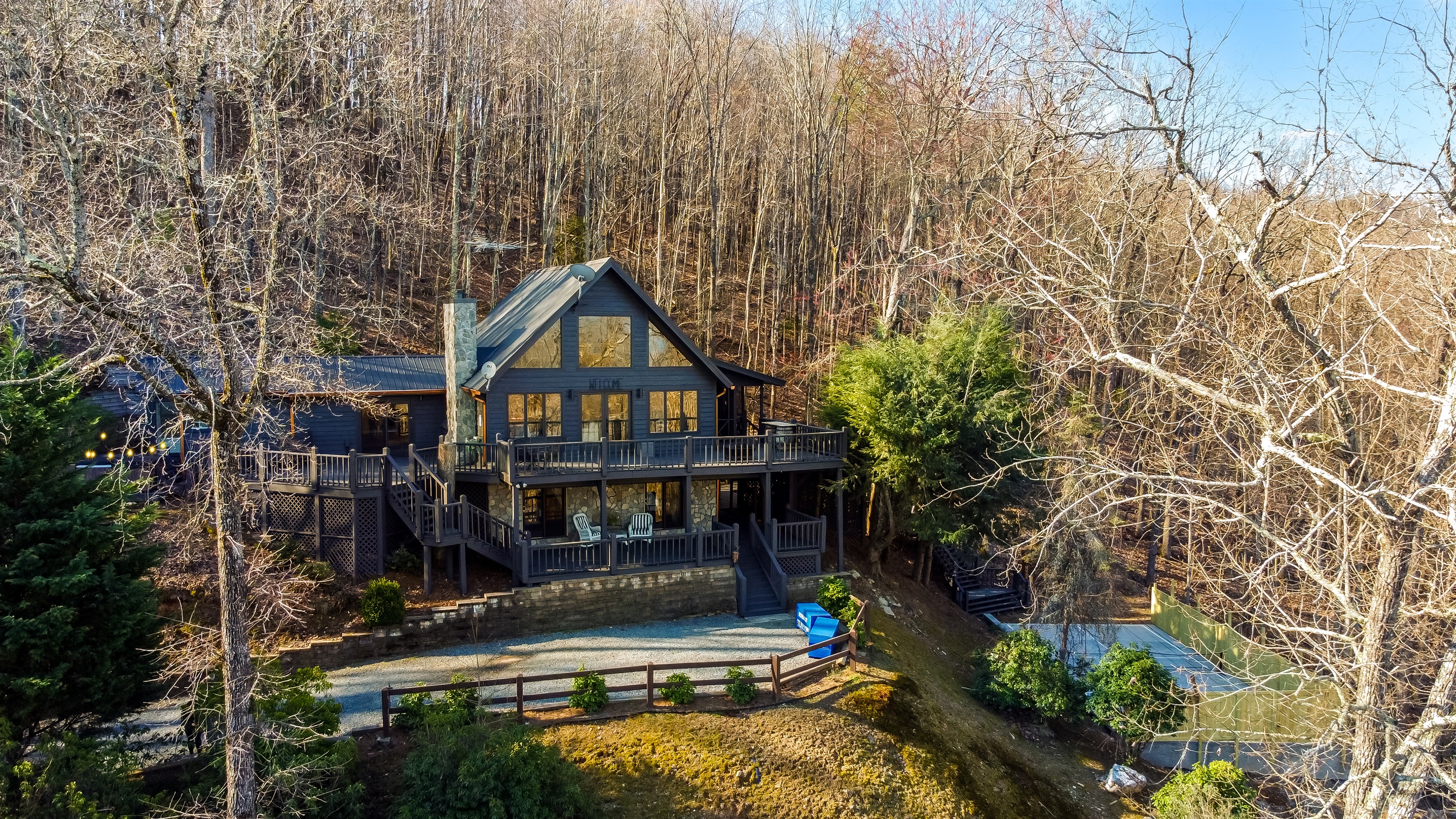Amazing Mountain and Lake Views - Blue Ridge, GA