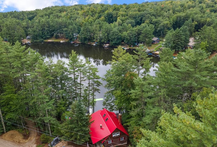 Lake House on Belleau Lake; Hot Tub, Kayaks! - Wakefield Lake House on Belleau Lake; Hot Tub, Kayaks! - Wakefield