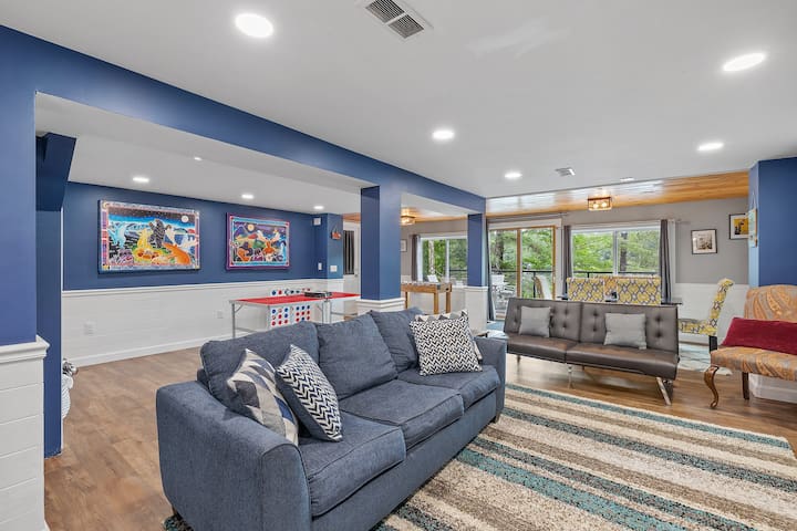Lake House on Belleau Lake; Hot Tub, Kayaks! - Wakefield Lake House on Belleau Lake; Hot Tub, Kayaks! - Wakefield