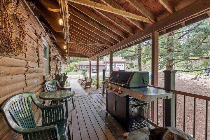 Lake House on Belleau Lake; Hot Tub, Kayaks! - Wakefield Lake House on Belleau Lake; Hot Tub, Kayaks! - Wakefield