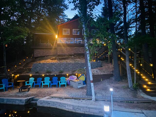 Lake House on Belleau Lake; Hot Tub, Kayaks! - Wakefield Lake House on Belleau Lake; Hot Tub, Kayaks! - Wakefield