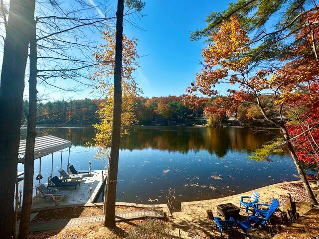 Lake House on Belleau Lake; Hot Tub, Kayaks! - Wakefield Lake House on Belleau Lake; Hot Tub, Kayaks! - Wakefield