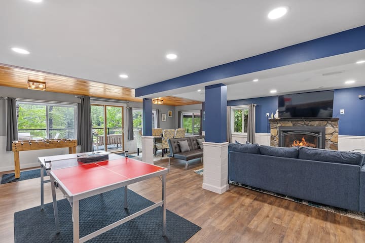 Lake House on Belleau Lake; Hot Tub, Kayaks! - Wakefield Lake House on Belleau Lake; Hot Tub, Kayaks! - Wakefield