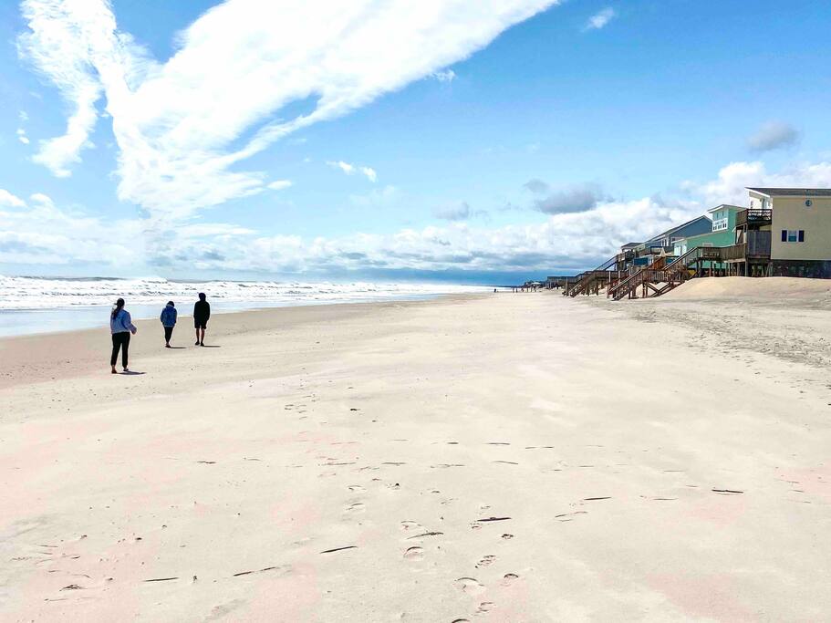 Walk the beach behind the house. To the south walk 1.4 miles to Surf City Pier and downtown. To the north walk 0.5 miles to restaurants and bars. This photo taken in February. - OCEANFRONT + Stunning Views! Close to Restaurants - Surf City