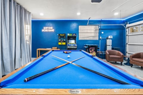 Florida Vacation Pool Home in Largo