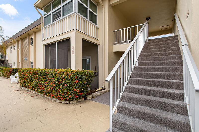 Funshine Pointe Capri - Newly Renovated - Intercoastal Views