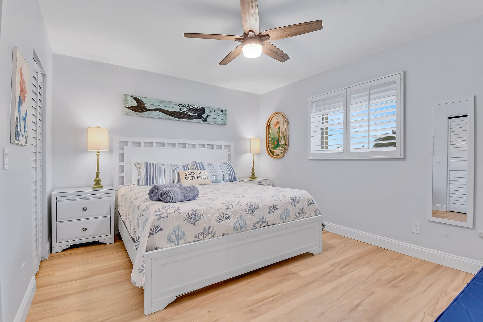 Funshine Pointe Capri - Newly Renovated - Intercoastal Views