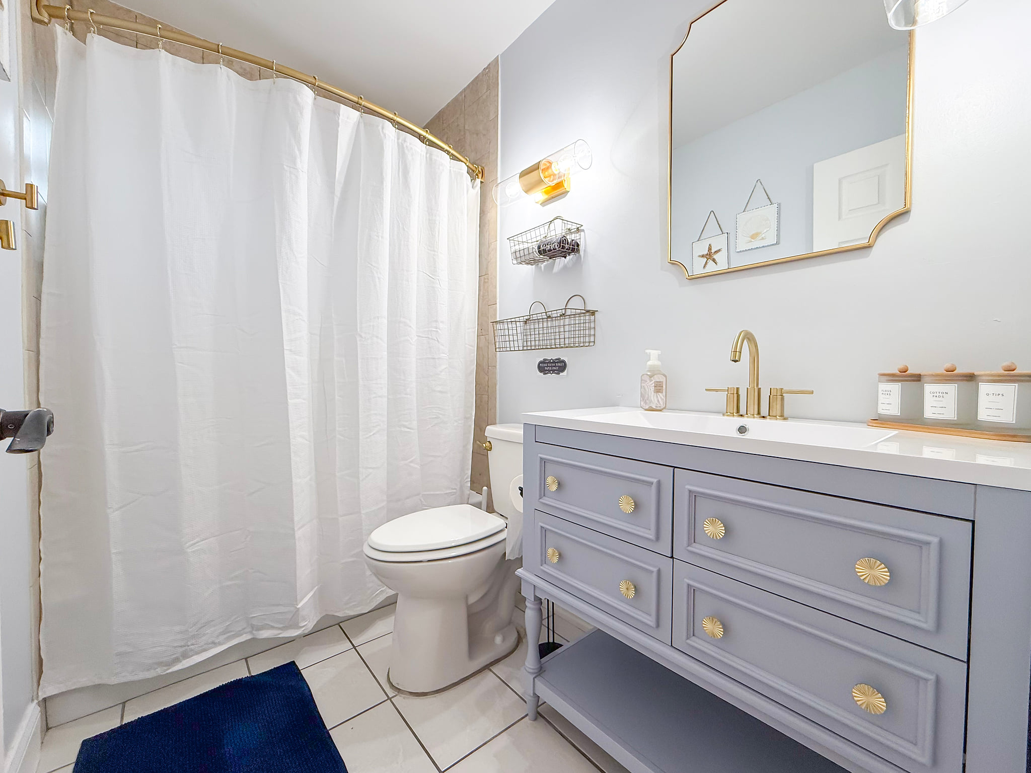 Funshine Pointe Capri - Newly Renovated - Intercoastal Views