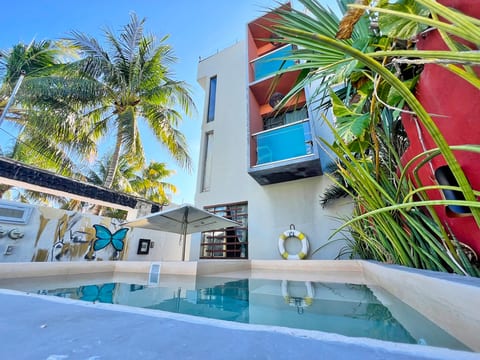 Aqua4 Beachside