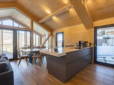 Premium mit 3 SZ,Sauna&Aussenbadewanne