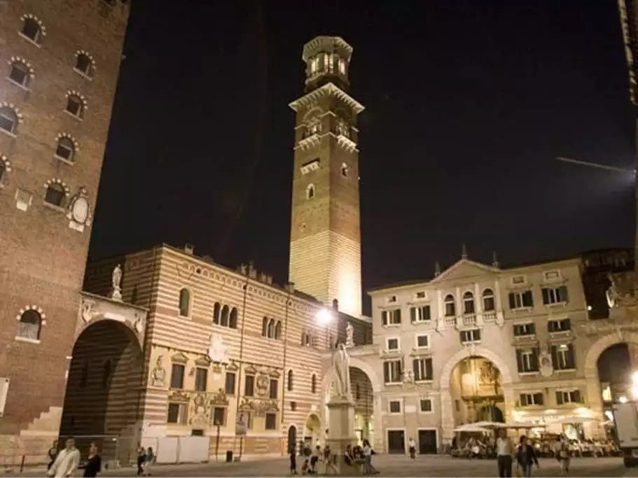 Piazza dei Signori Piazza dei Signori - LA SCALA APARTMENT CITY CENTER - Verona