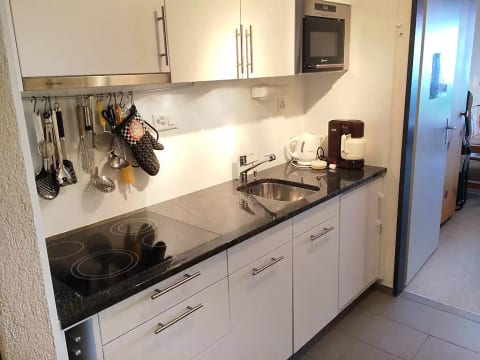 Apt C 031