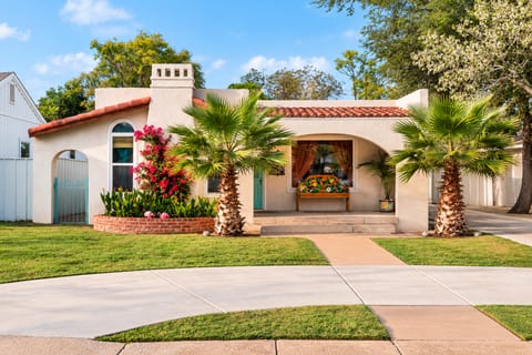 If you are looking for a home away from home, The Beachcomber is waiting for you! A very private, updated home with a Spanish/Tiki flair!