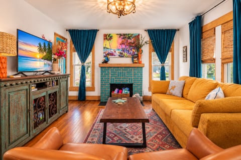 We stay in Beverly’s places as our first choice in Lubbock. You will feel at home and comfortable with great living spaces indoors and out. Great beds for a good night’s sleep. 
Steven G. - Houston, TX
