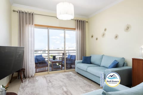 BnB Homes Apartment with Ocean view Terrace