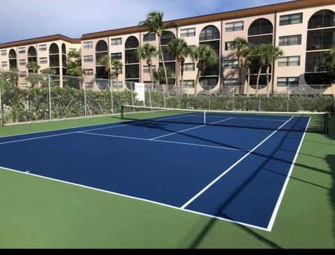 Rackets and balls in the condo for your use