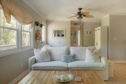 Entry leads to open Living Room/Dining Room