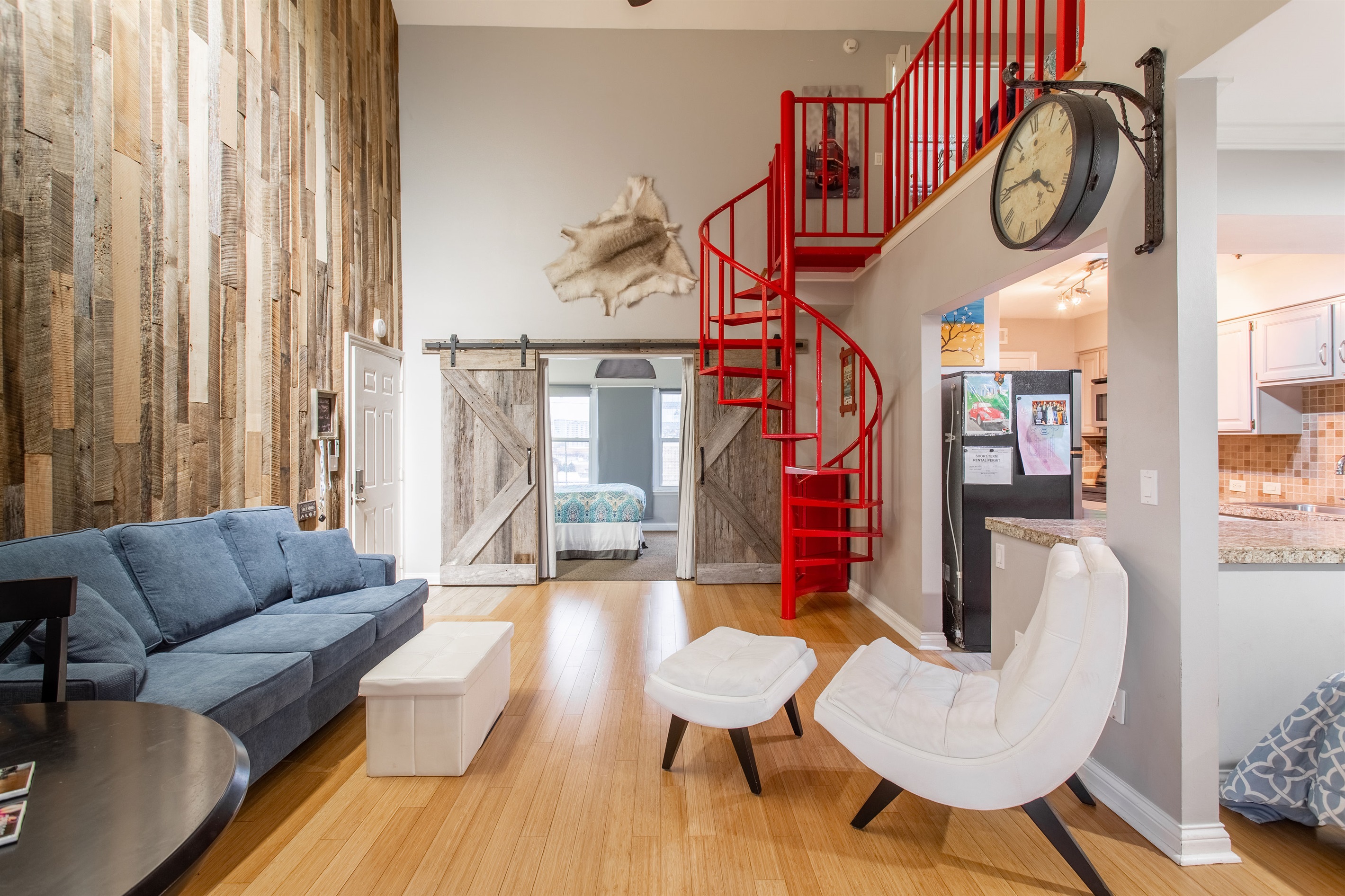 "Jessica made my birthday stay in Nashville truly special. She even provided me with an upgrade without cost! It was exactly as described with a list of recommendations that we utilized and appreciated." -Ivan W.