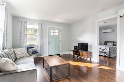 East Nashville Patio Home w/ Yard! A+ Neighborhood!