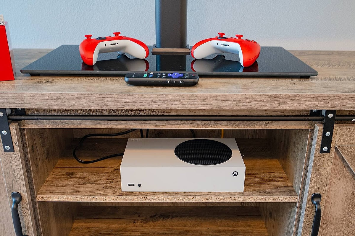 Xbox Series S with dual controllers and streaming remote included