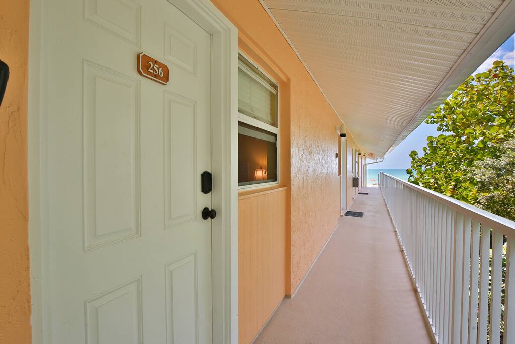 Second-floor condo (with a view!) and easy keyless entry -- door code assigned!  Don't worry about losing a key in the sand...! - Tropical Beach Condo! - Longboat Key