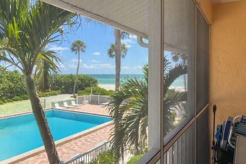 Welcome to Silver Sands on Longboat Key!