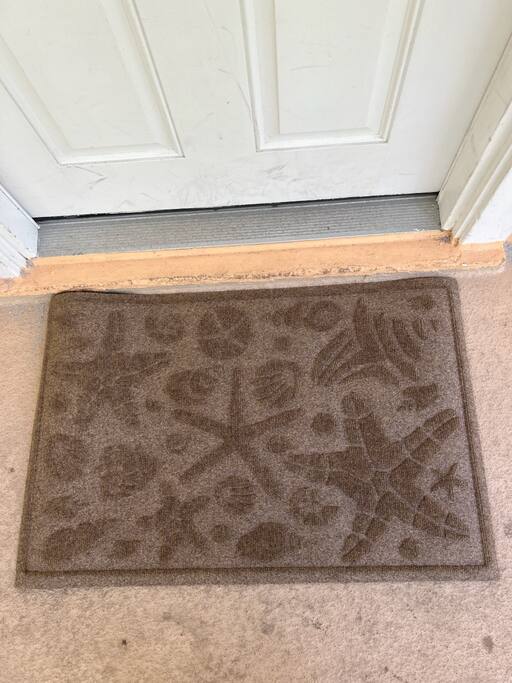 Look for the seashell doormat! - Tropical Beach Condo! - Longboat Key