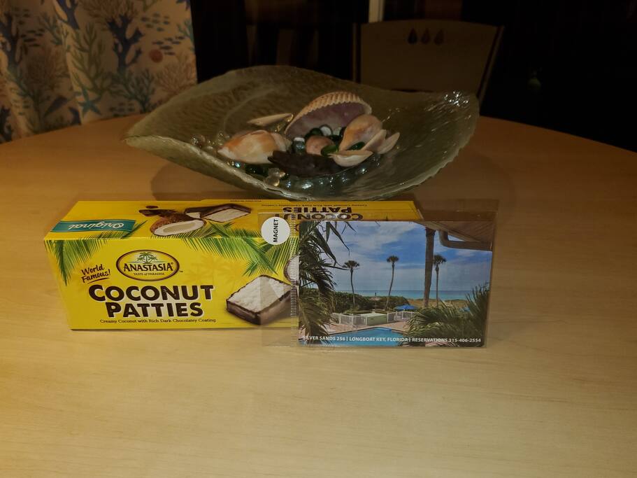 A small welcome gift - a token of our appreciation! - Tropical Beach Condo! - Longboat Key