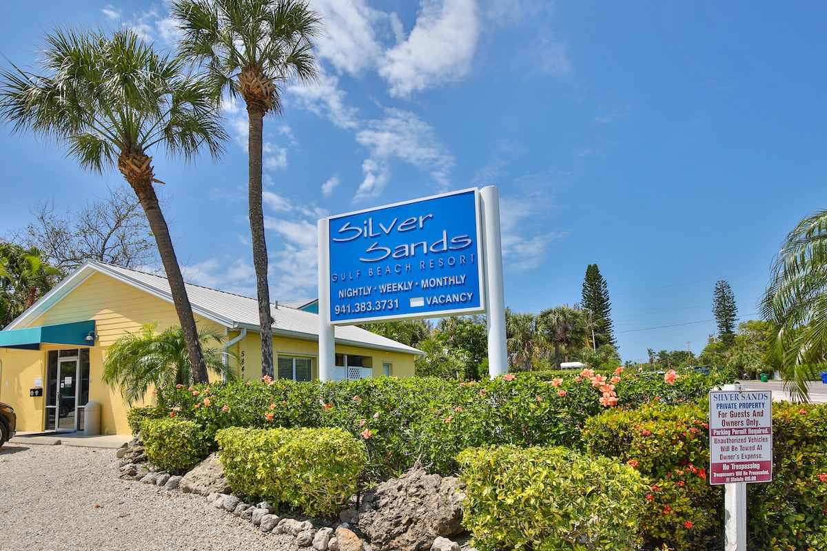 Silver Sands Gulf Beach Resort -- iconic, well-known (and loved!), old Florida charm, located on Gulf of Mexico Dr., beach side, just 35 units!