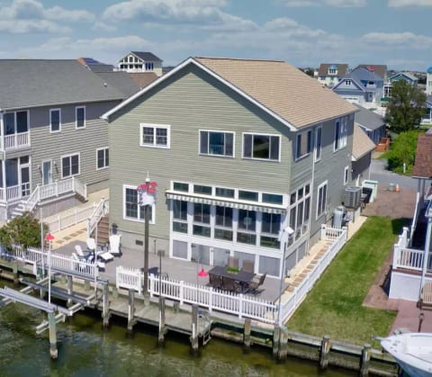 Cleveland Beach Pad