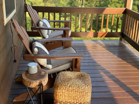 Enjoy the beautiful view and the wonderful cross breeze.
