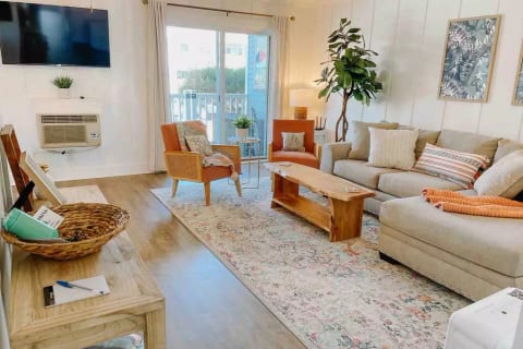 Stylish retreat steps to beach with all amenities!
