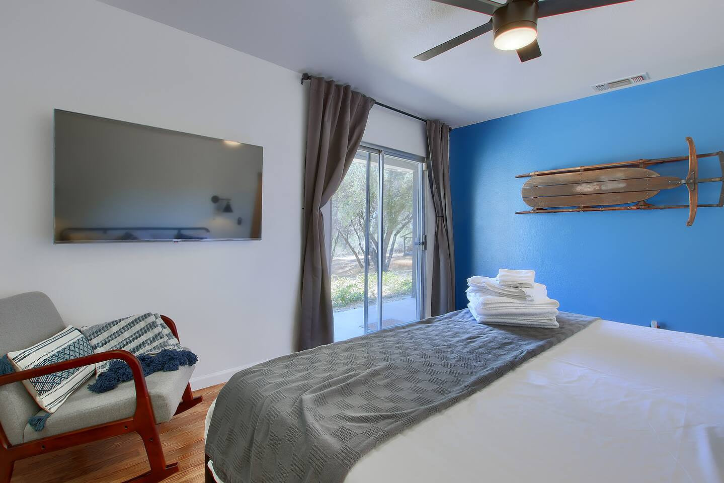 Sled Bedroom  | Rocking Chair | PackNPlay 