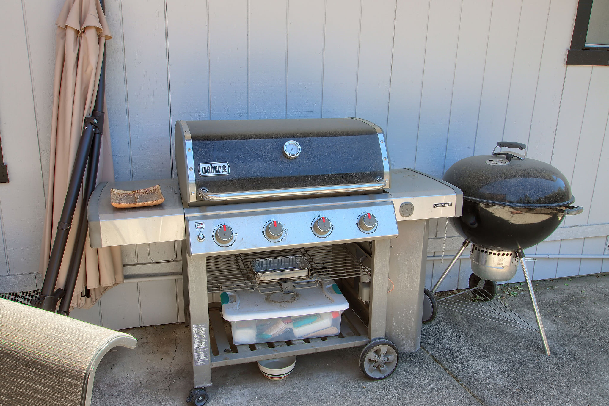 BBQ equipment, cook your favorite burger