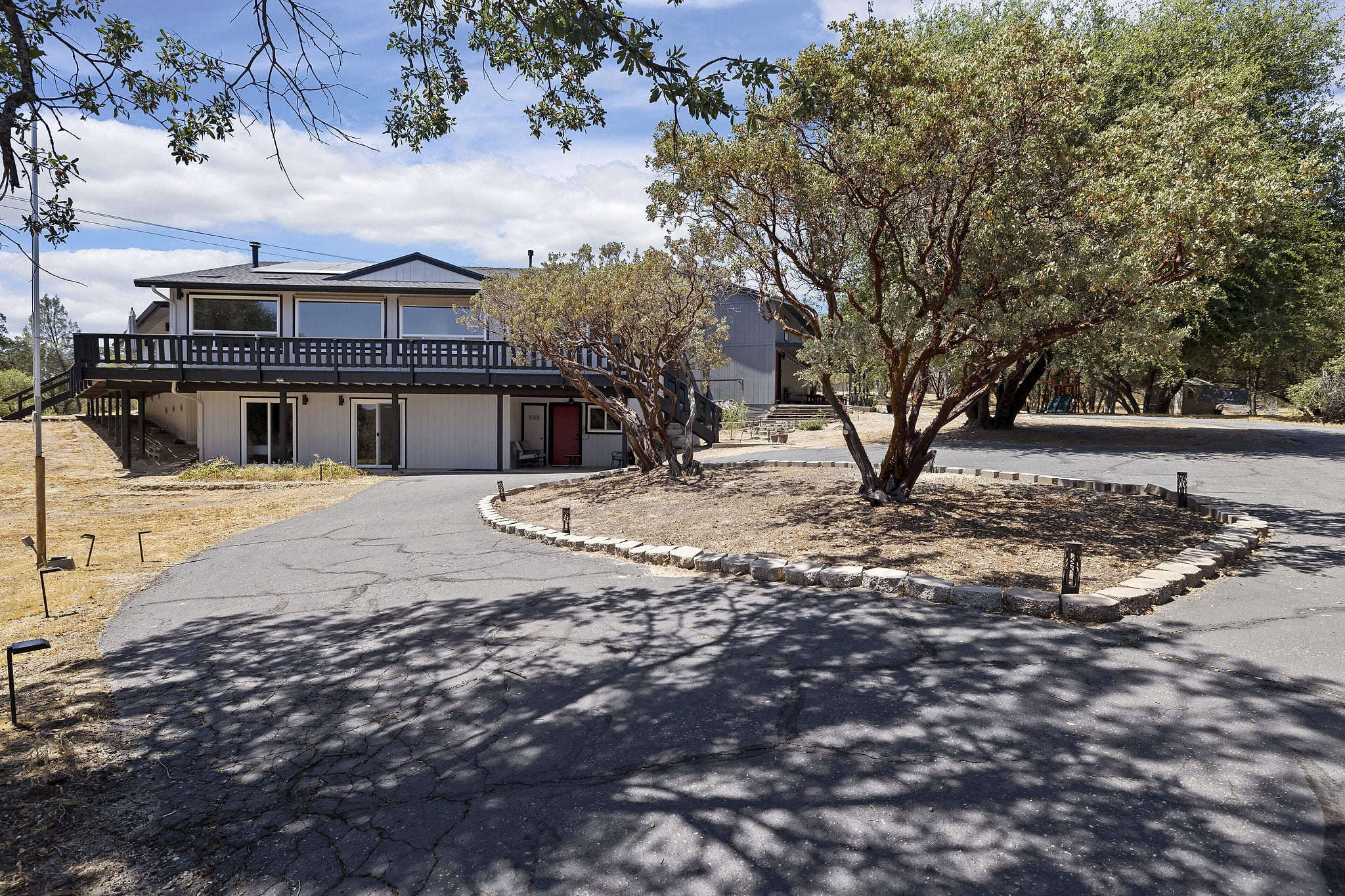 BOM sleeps 22 | GameRM | Badger Pass | karaoke!
