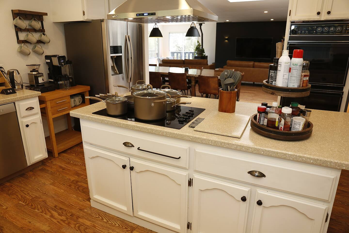 Fully stocked Kitchen | Meals for the whole family!