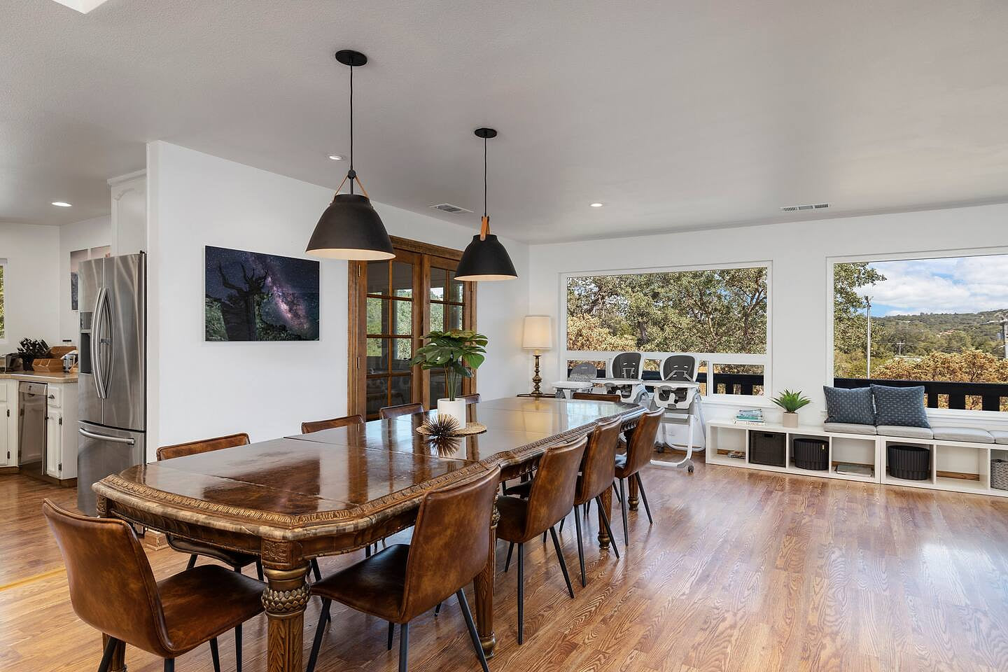 Gather around for meals | 3 high chairs