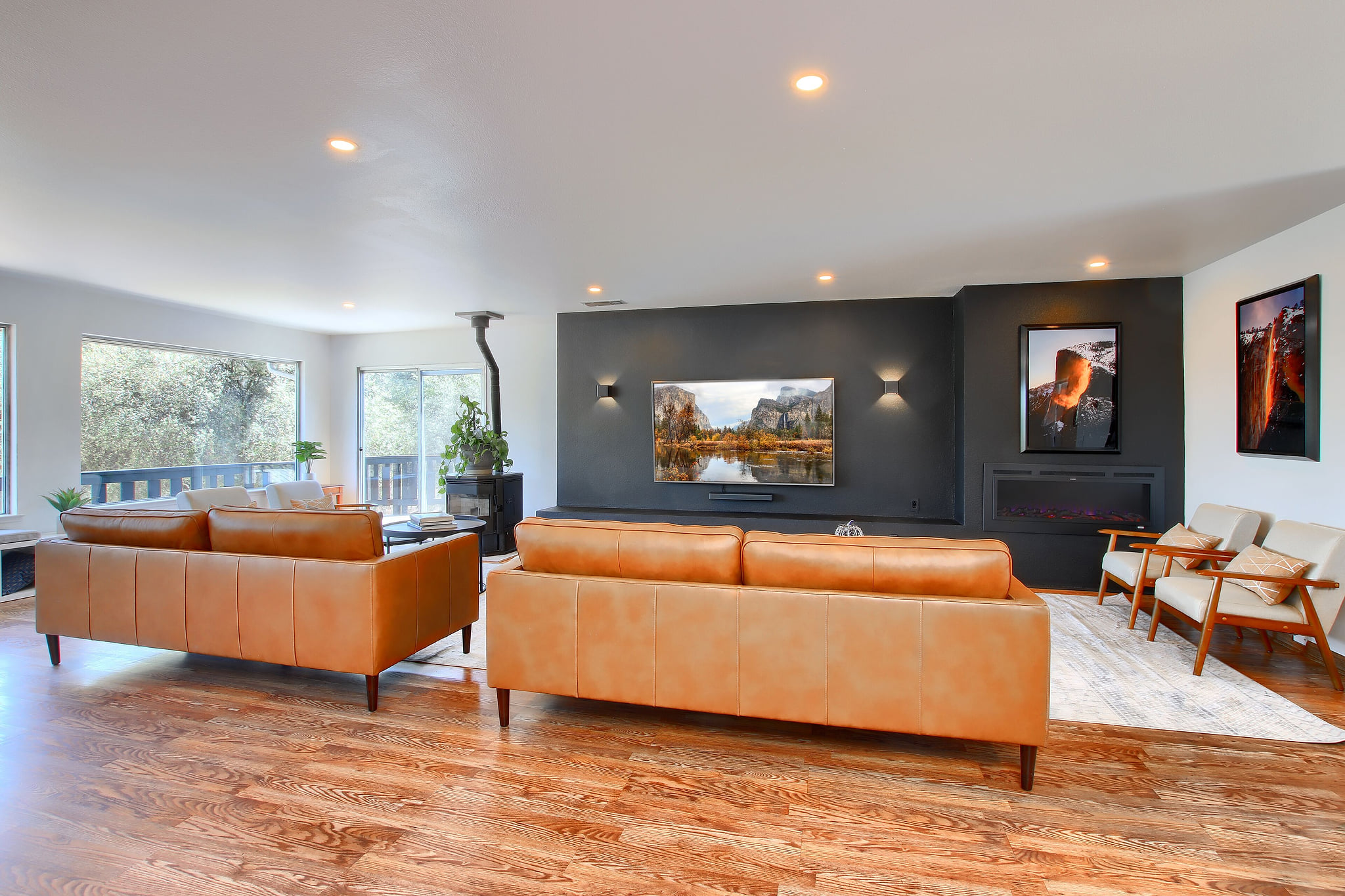 Relax and gather the family | New Furniture | New Smart TV