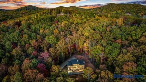 Honeysuckle Chalet