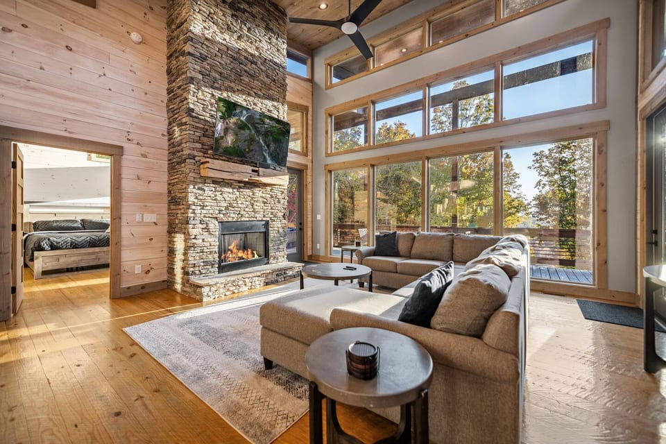 Honeysuckle Chalet - Morganton